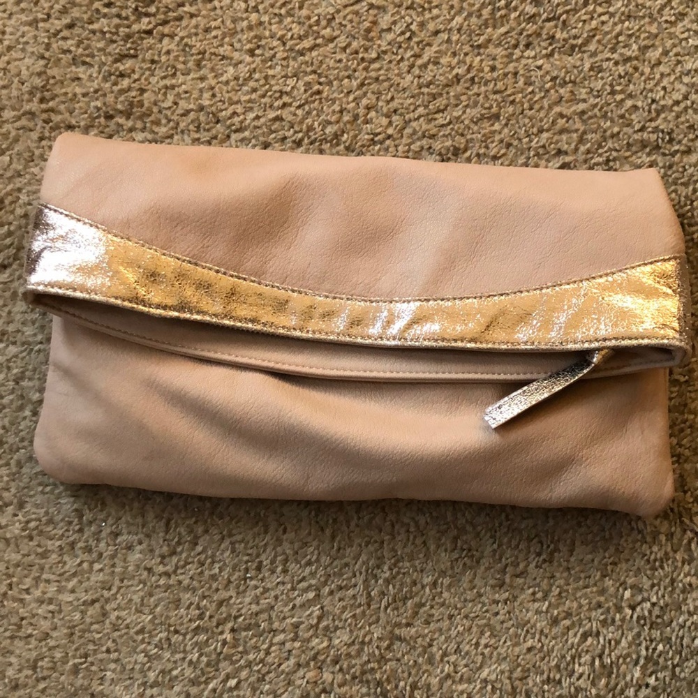 Express Clutch